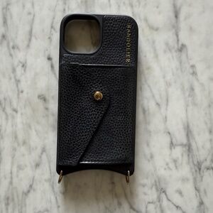 Bandolier Hailey Phone Case in Black/Gold iPhone 15